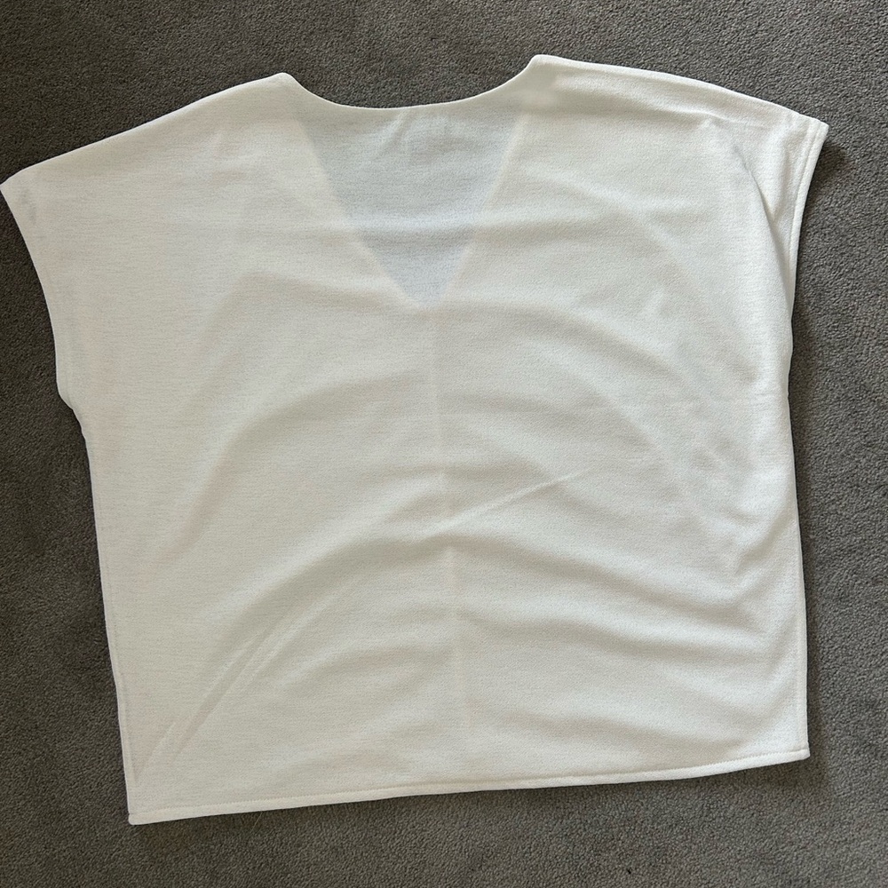 Express Ivory Ruched Short Sleeve Top - Picture 5 of 5